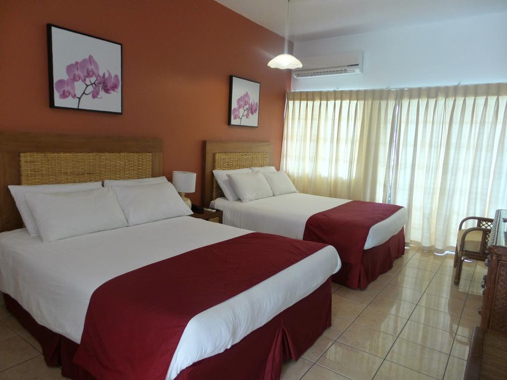 Flamboyant Hotel & Villas St. George's Ngoại thất bức ảnh