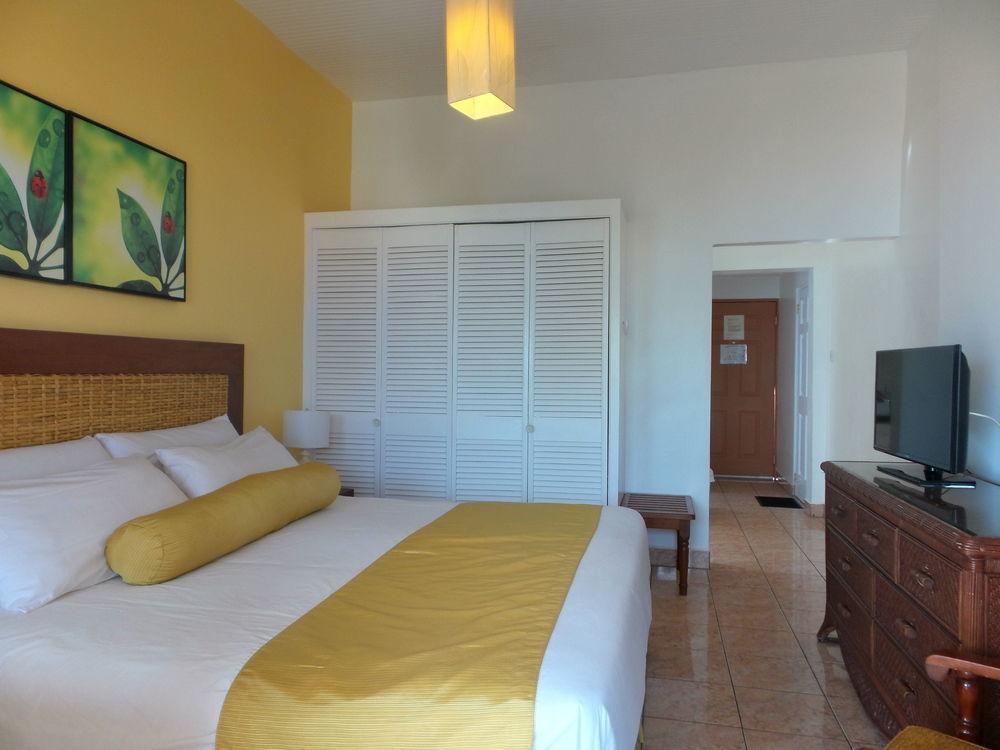 Flamboyant Hotel & Villas St. George's Ngoại thất bức ảnh